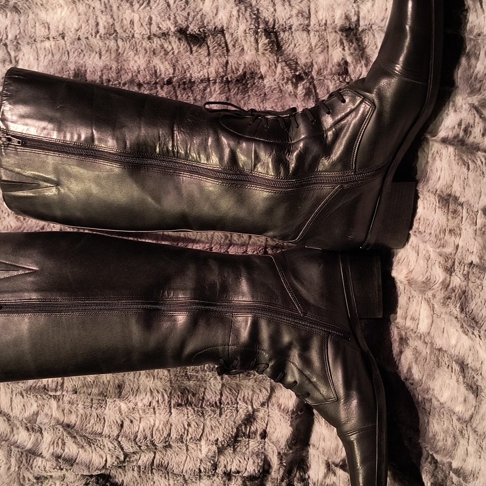 Black Leather Knee-High Boots Woman's - Picture 2 of 7